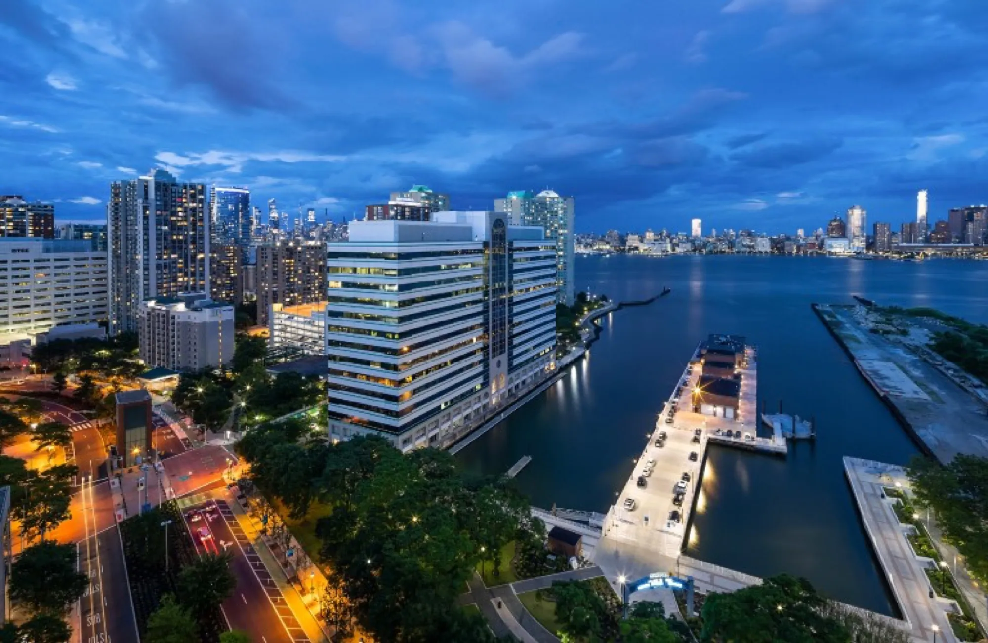 Park Shore (75 Park Lane & 2 Shore Drive)——项目图片