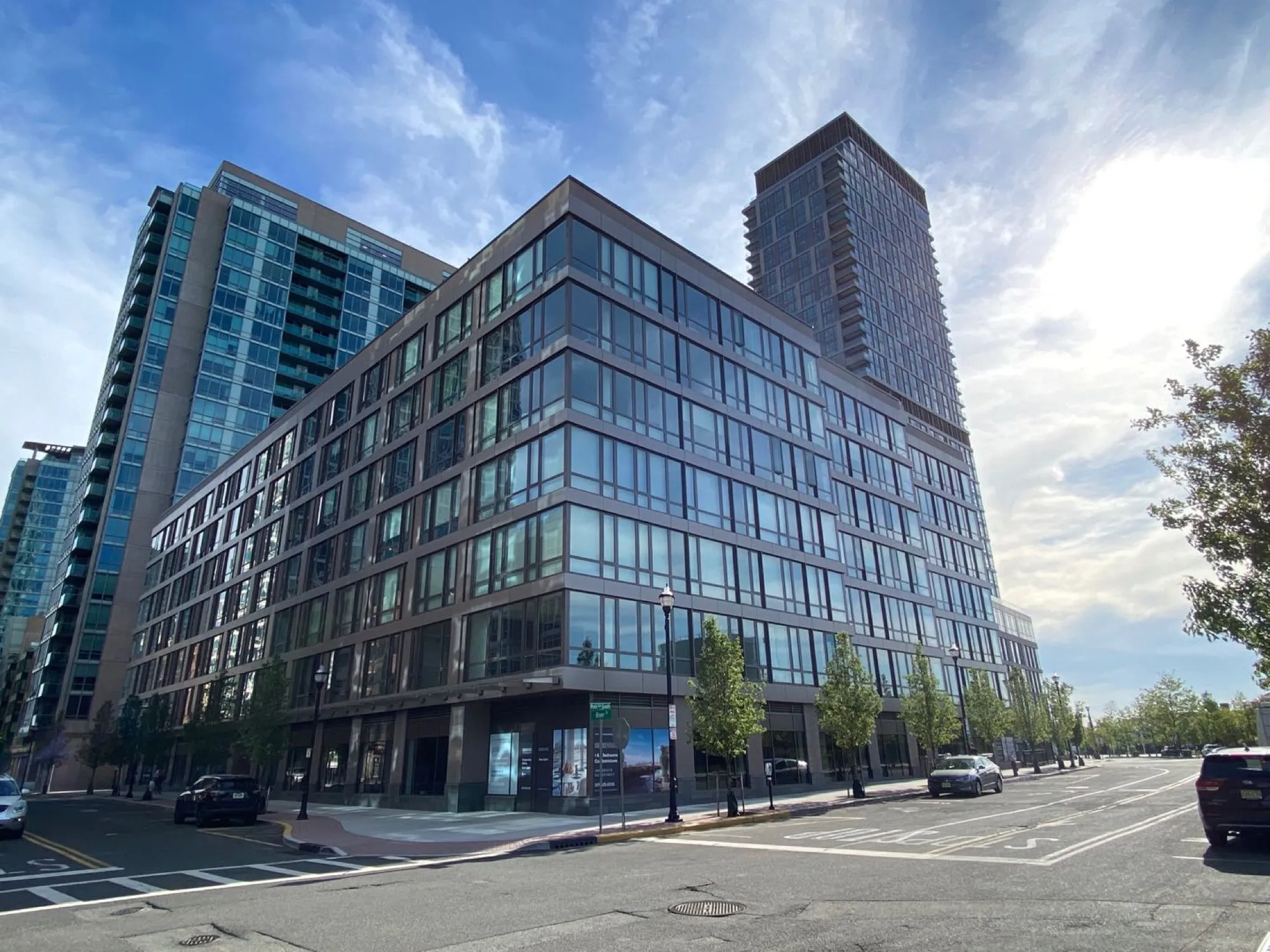 Park Shore (75 Park Lane & 2 Shore Drive)——施工进度