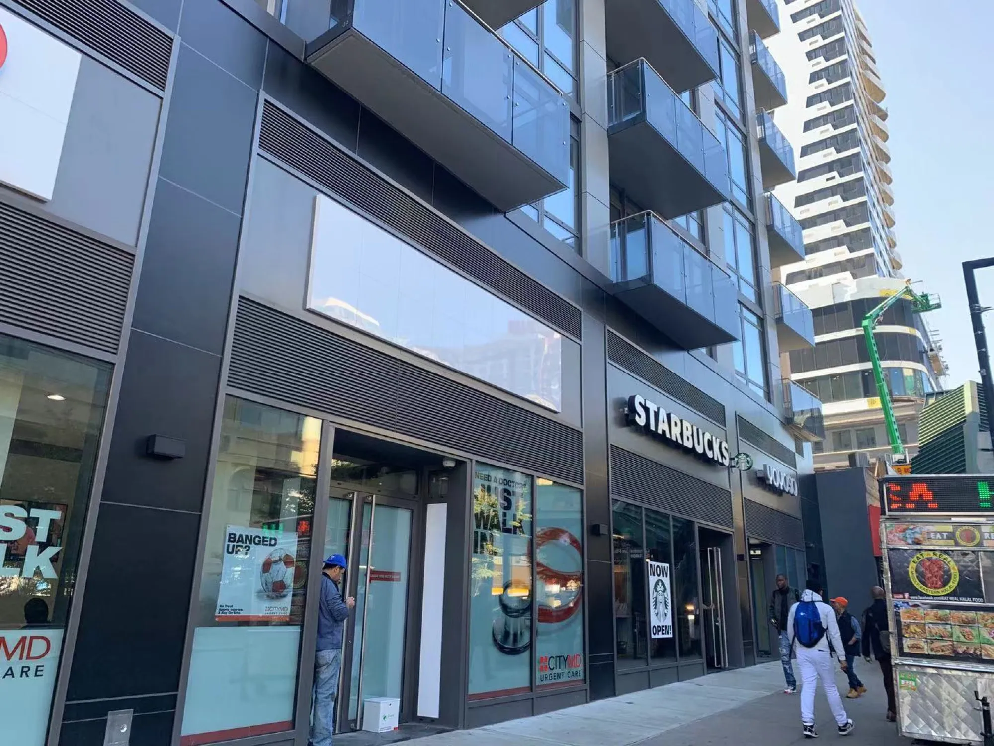 One LIC — construction progress