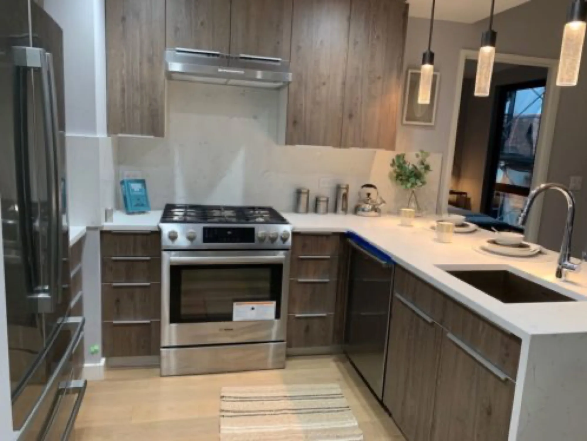 Bond LIC Condo (The Bond) — tiến độ xây dựng
