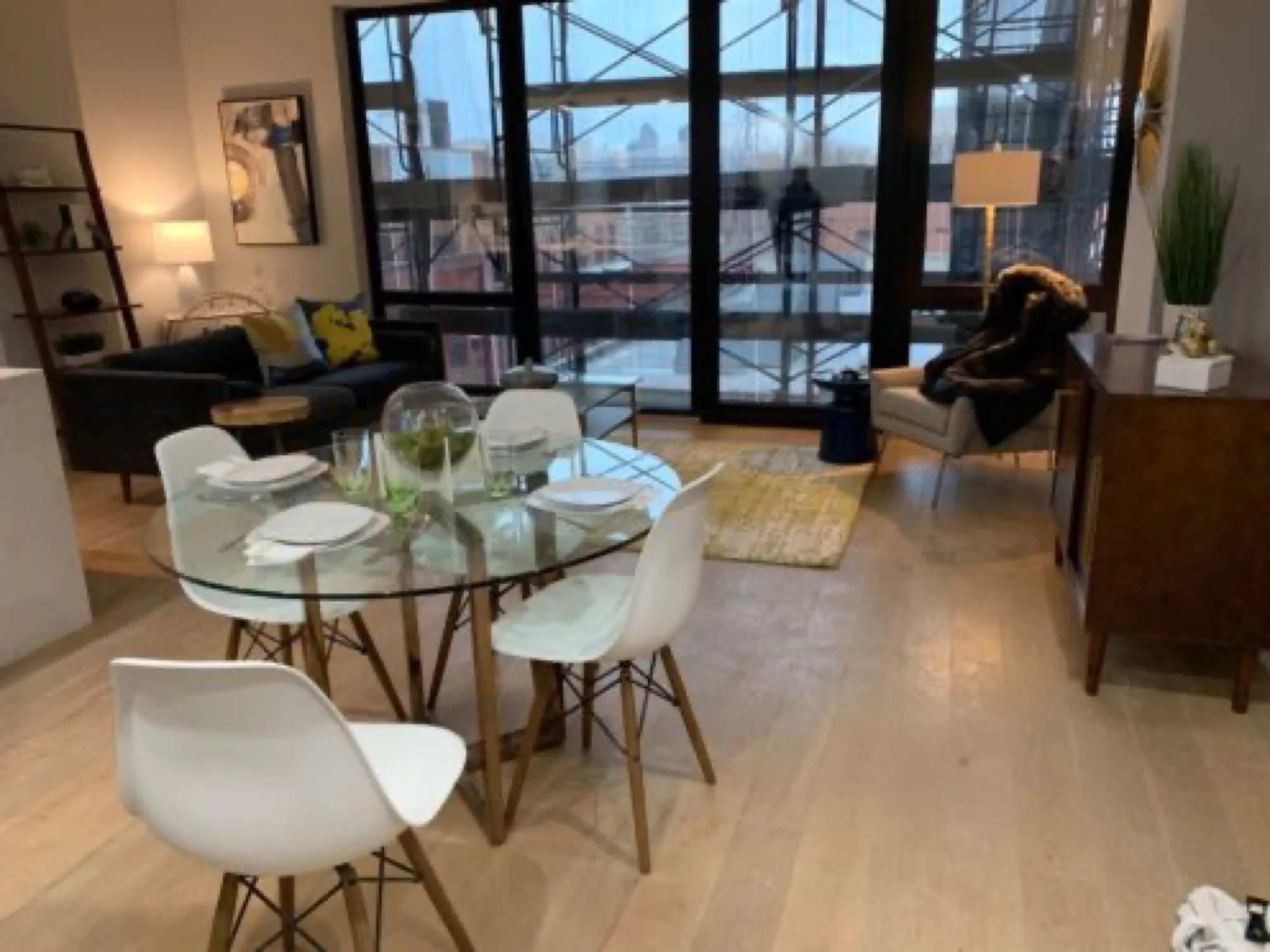 Bond LIC Condo (The Bond) — tiến độ xây dựng