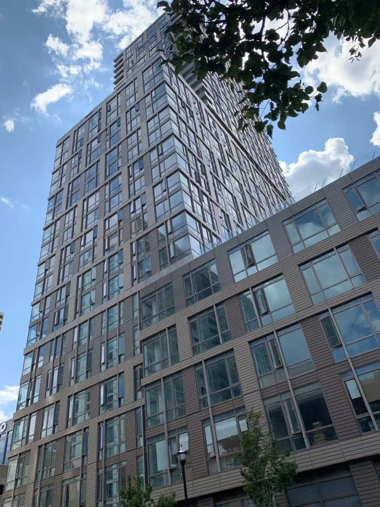 Park Shore (75 Park Lane & 2 Shore Drive)——施工进度