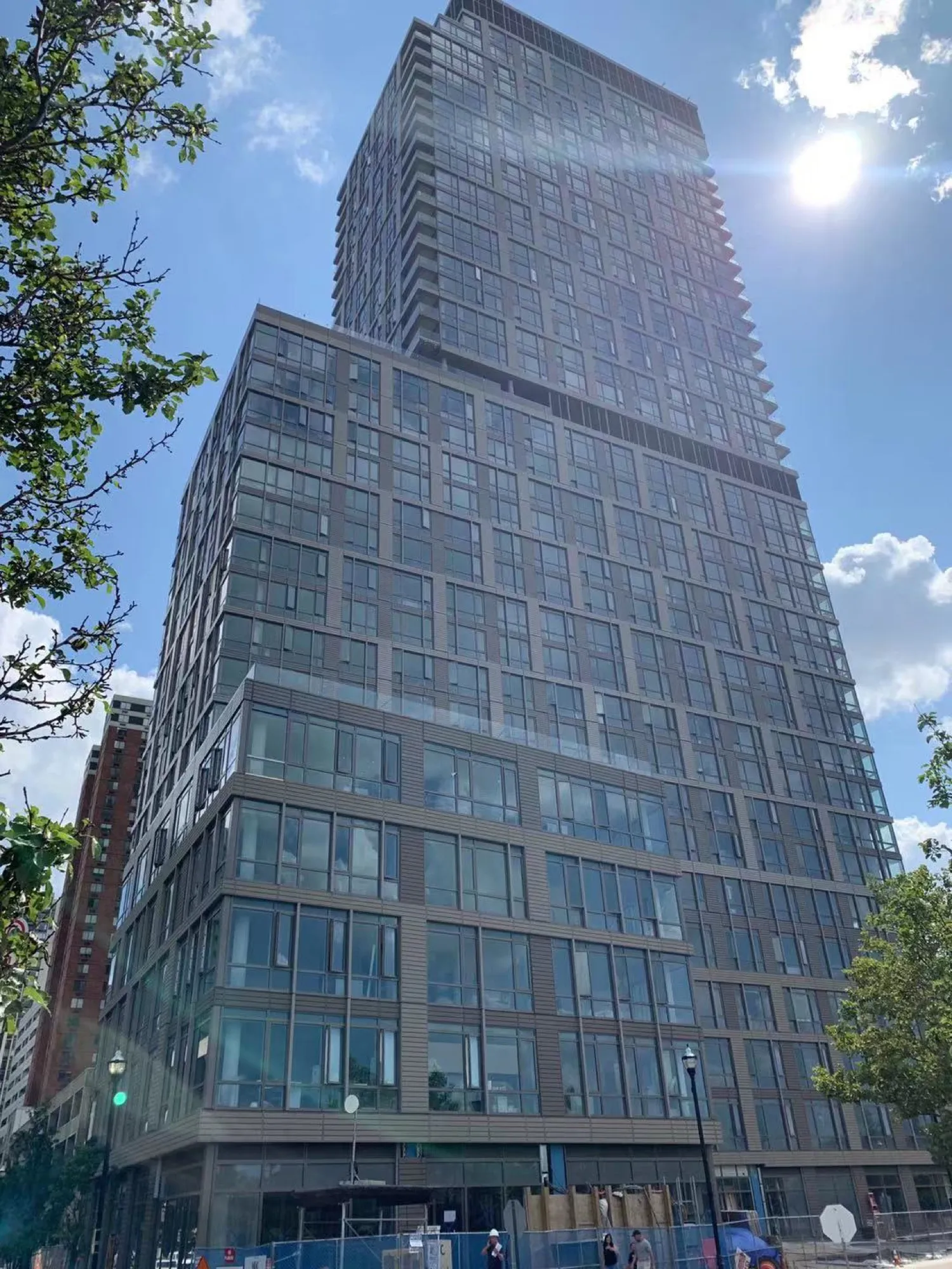 Park Shore (75 Park Lane & 2 Shore Drive)——施工进度