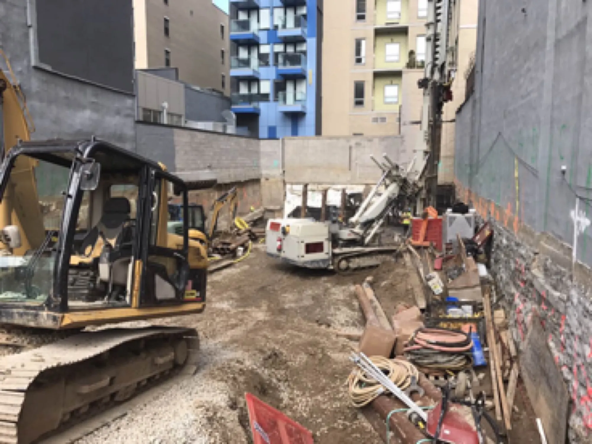 Broadway/Jackson — construction progress
