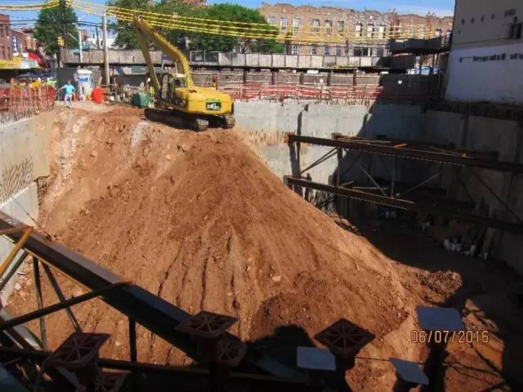 8th Ave — construction progress