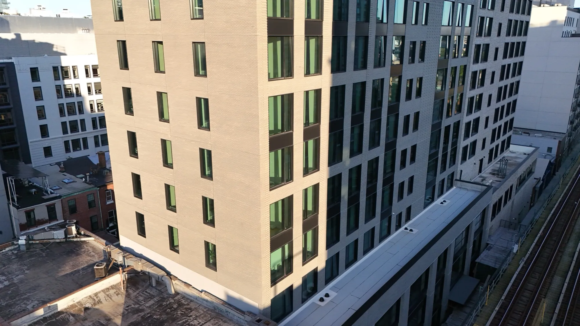 Davis/Union — tiến độ xây dựng