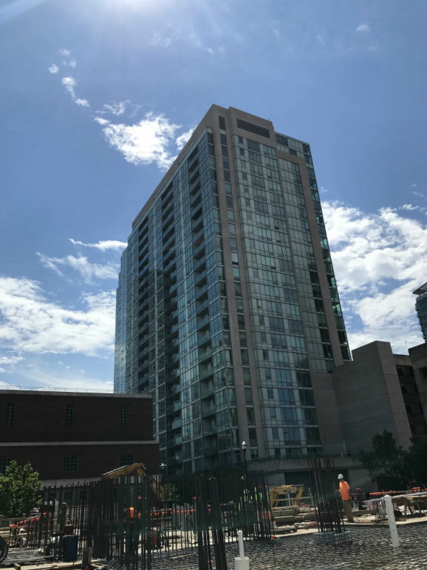 Park Shore (75 Park Lane & 2 Shore Drive)——施工进度