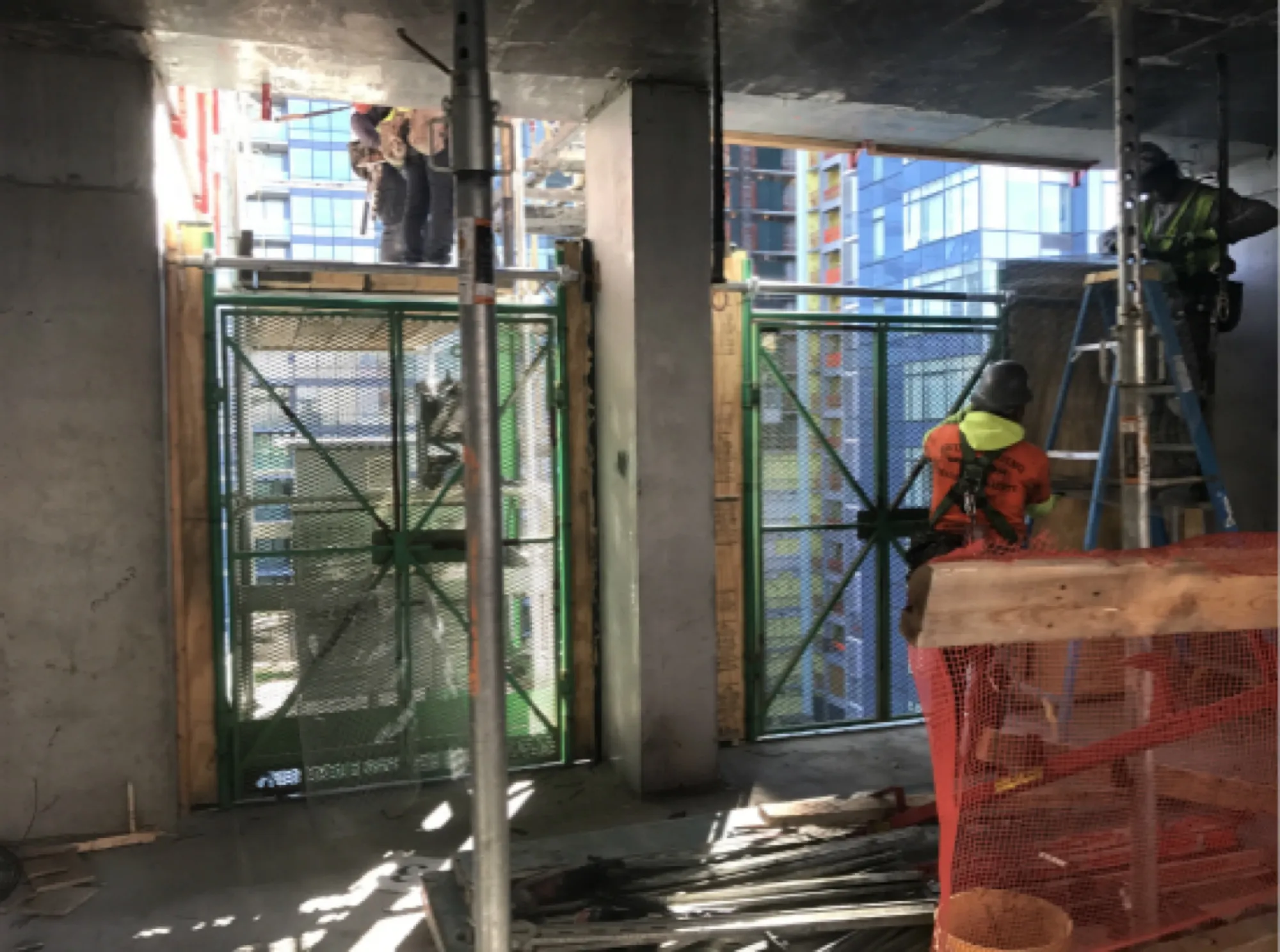 One LIC — construction progress