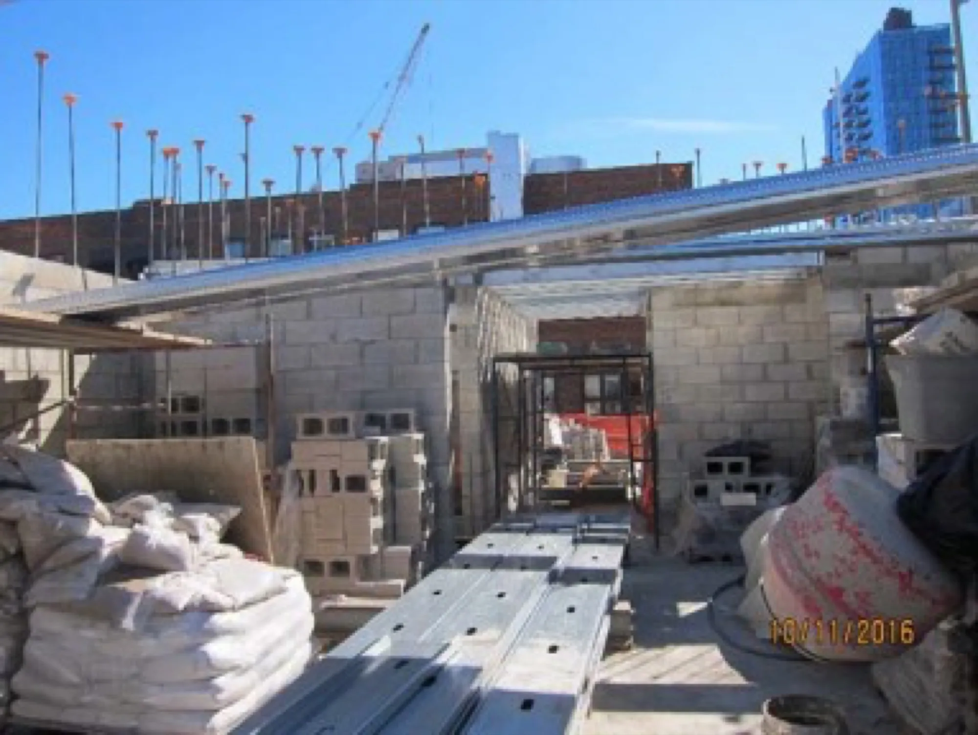 One LIC — construction progress